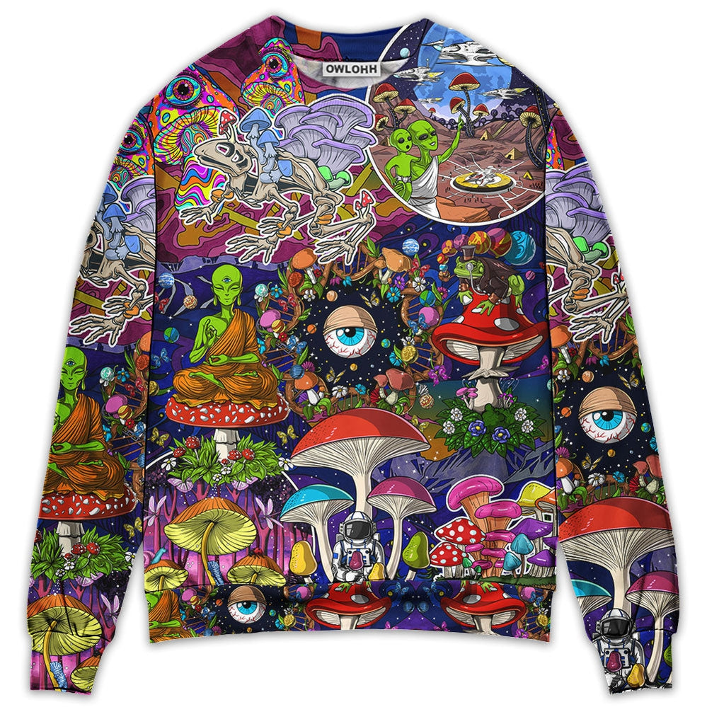 Sweater / S Hippie Mushroom Aliens Stay Hippie Colorful Art - Sweater - Ugly Christmas Sweaters - Owls Matrix LTD
