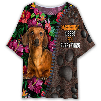 S Dachshund Kisses Fix Everything - Women's T-shirt With Bat Sleeve - Owls Matrix LTD