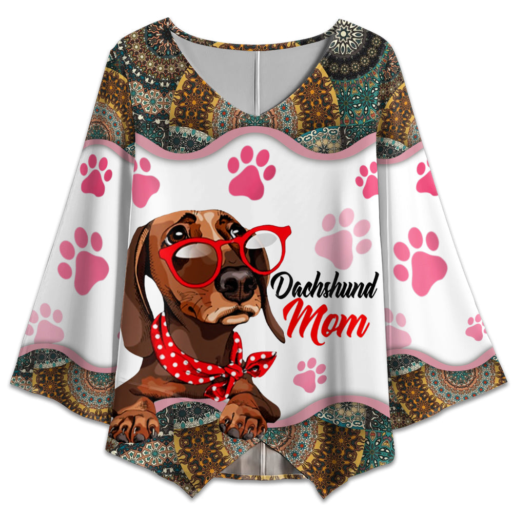 S Dachshund Mom Love Style - V-neck T-shirt - Owls Matrix LTD