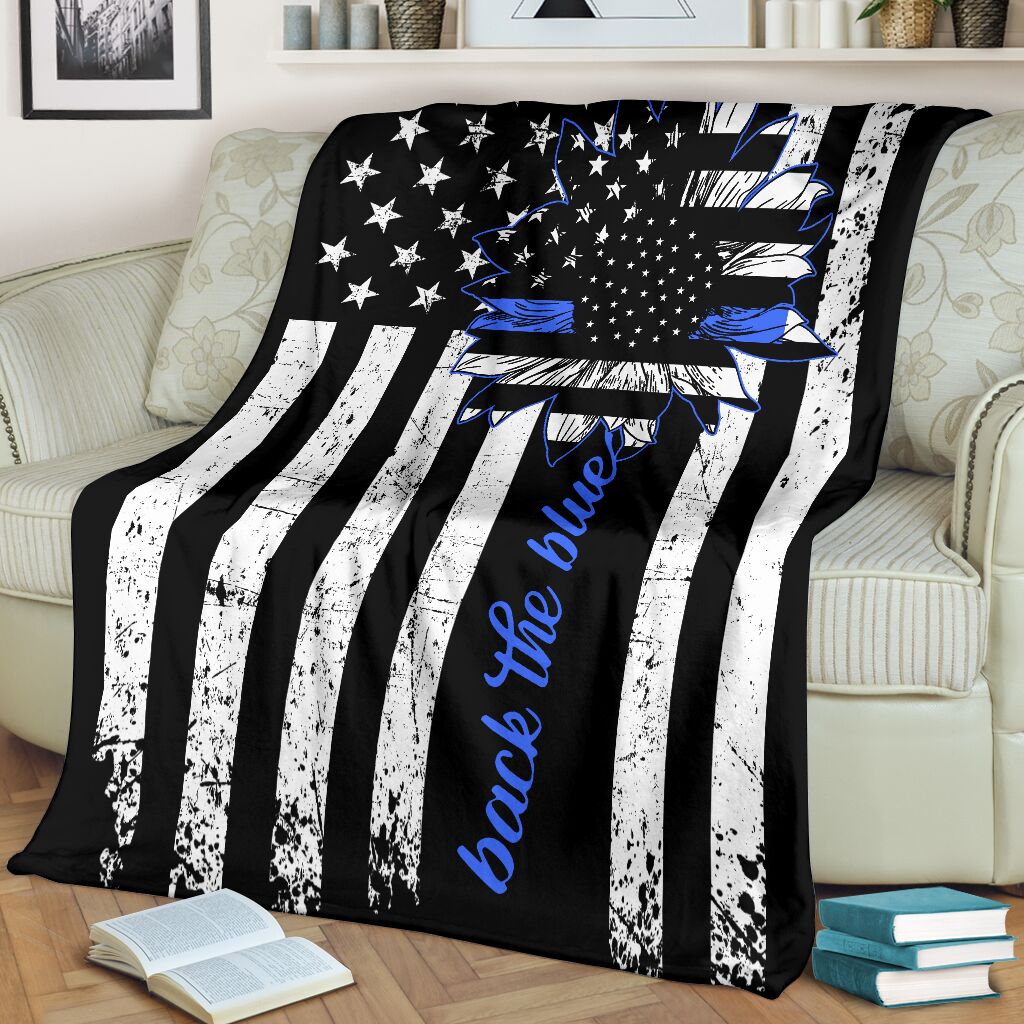 Police Officer Back The Blue - Flannel Blanket - Owls Matrix LTD