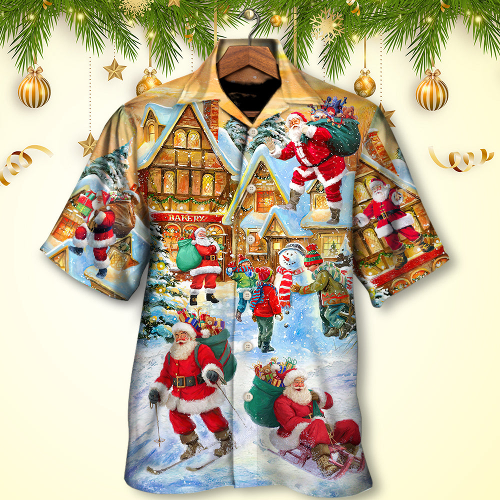 Christmas Santa Claus In The Town Xmas Is Coming - Hawaiian Shirt - Owls Matrix LTD