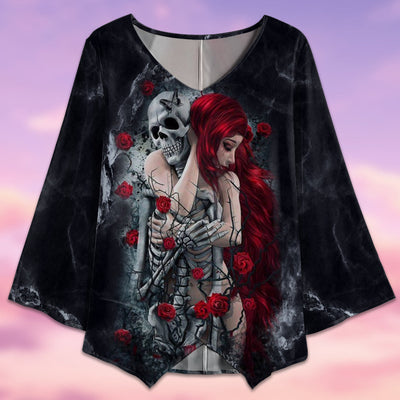Skull Couple Love Rose Style - V-neck T-shirt - Owls Matrix LTD