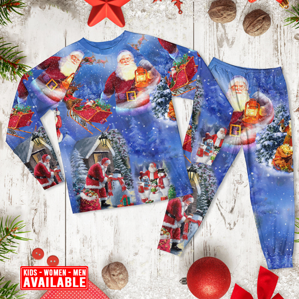 Christmas Merry Xmas Santa Claus Is Coming To Town - Pajamas Long Sleeve - Owls Matrix LTD