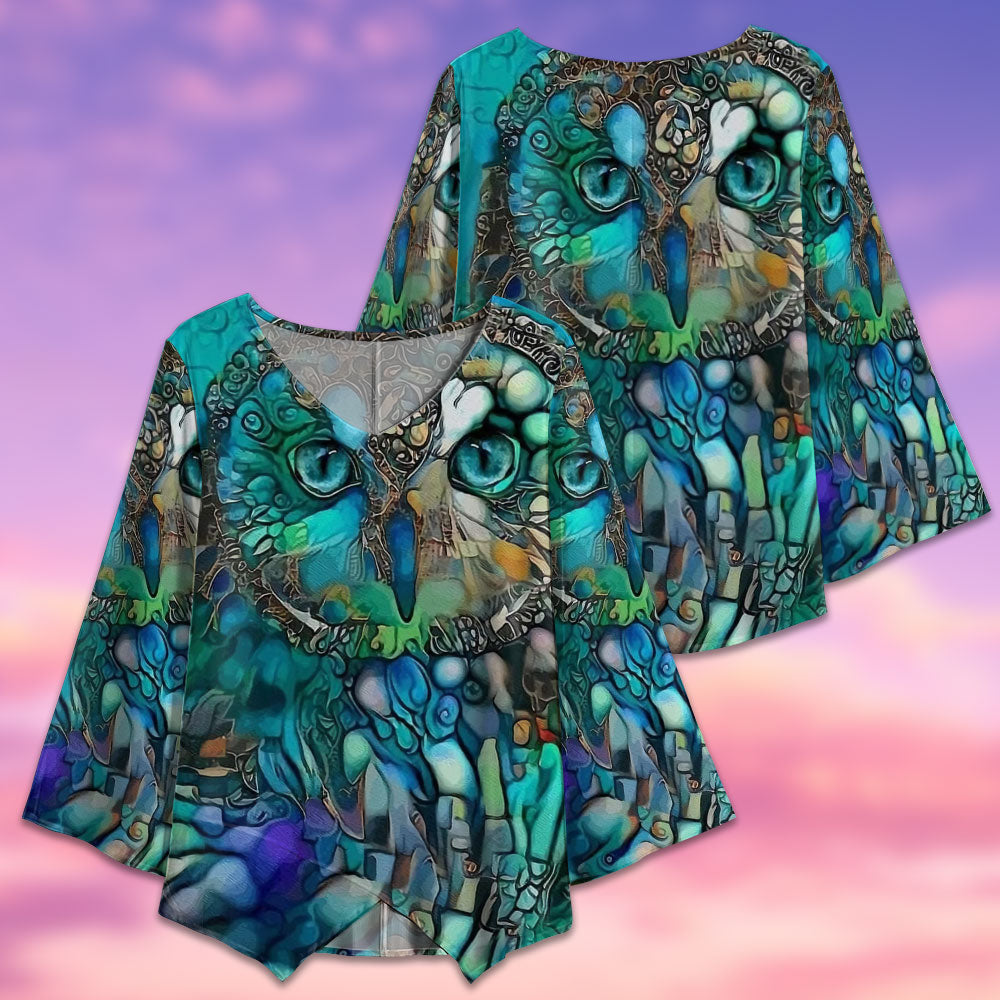 Owl Glass Art Style - V-neck T-shirt - Owls Matrix LTD