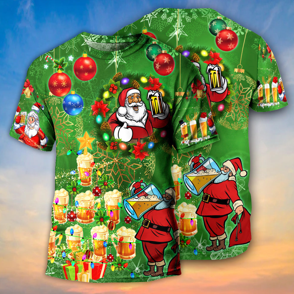 Christmas Funny Santa Claus Drinking Beer Happy Christmas Tree Green Light - Round Neck T-shirt - Owls Matrix LTD