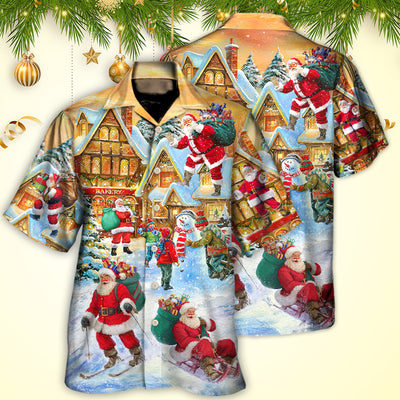 Christmas Santa Claus In The Town Xmas Is Coming - Hawaiian Shirt - Owls Matrix LTD