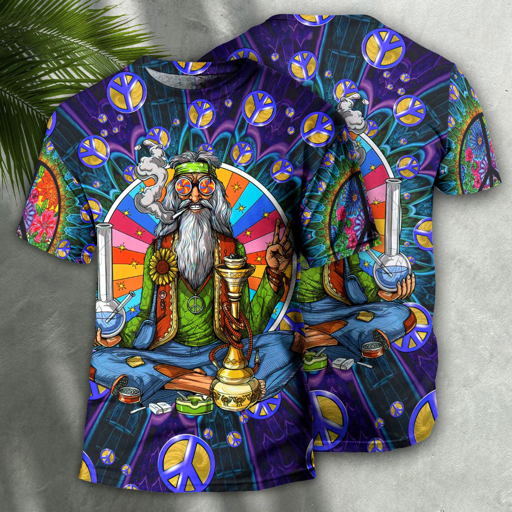 Hippie Peace Sign Old Man Smoking Weed - Round Neck T-shirt - Owls Matrix LTD