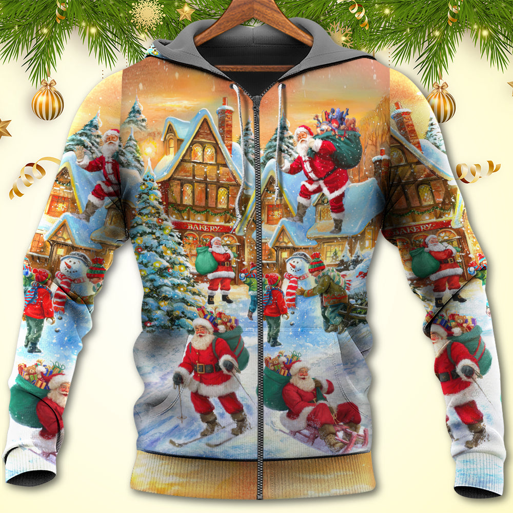 Christmas Santa Claus In The Town Xmas Is Coming - Hoodie - Owls Matrix LTD