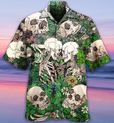 Skull Couple Kiss - Hawaiian Shirt - Owls Matrix LTD