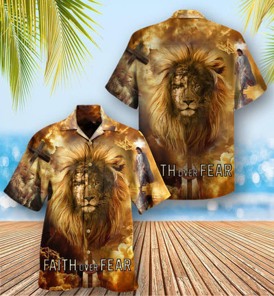 Jesus Lion Faith Over Fear Psalms - Hawaiian Shirt - Owls Matrix LTD