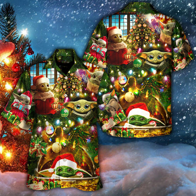 Christmas Star Wars Baby Yoda Season’s Greetings - Hawaiian Shirt