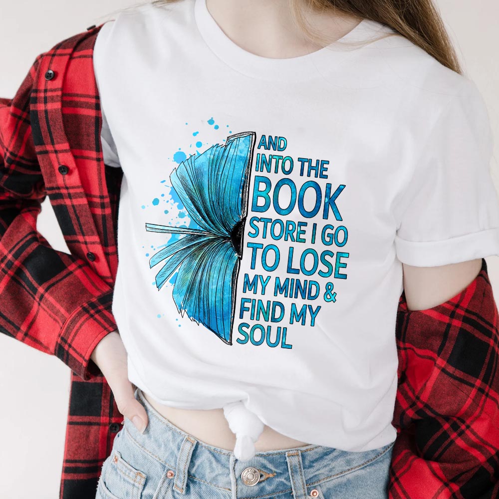 Book And Into The Book Store I Go NNRZ1204016Y Light Classic T Shirt