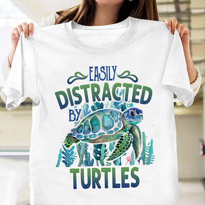Tutle Easily Distracted By Turtles DNAY3003001Y Light Classic T Shirt